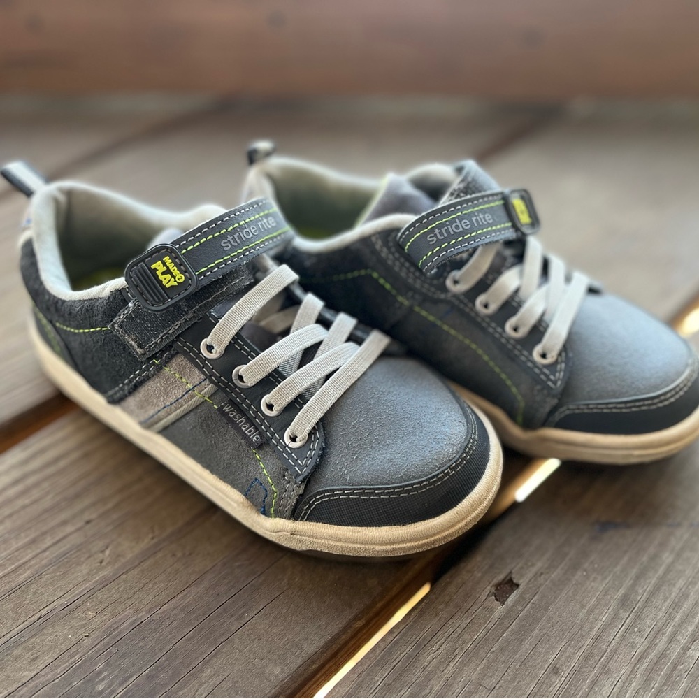 Boys Stride Rite sneakers